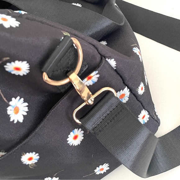 Alice + Olivia By Stacy Bendet Daisy Duffel Bag - Picture 8 of 14